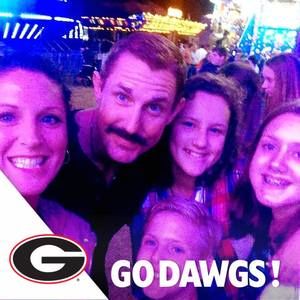 Meet your Posher, Tiffany